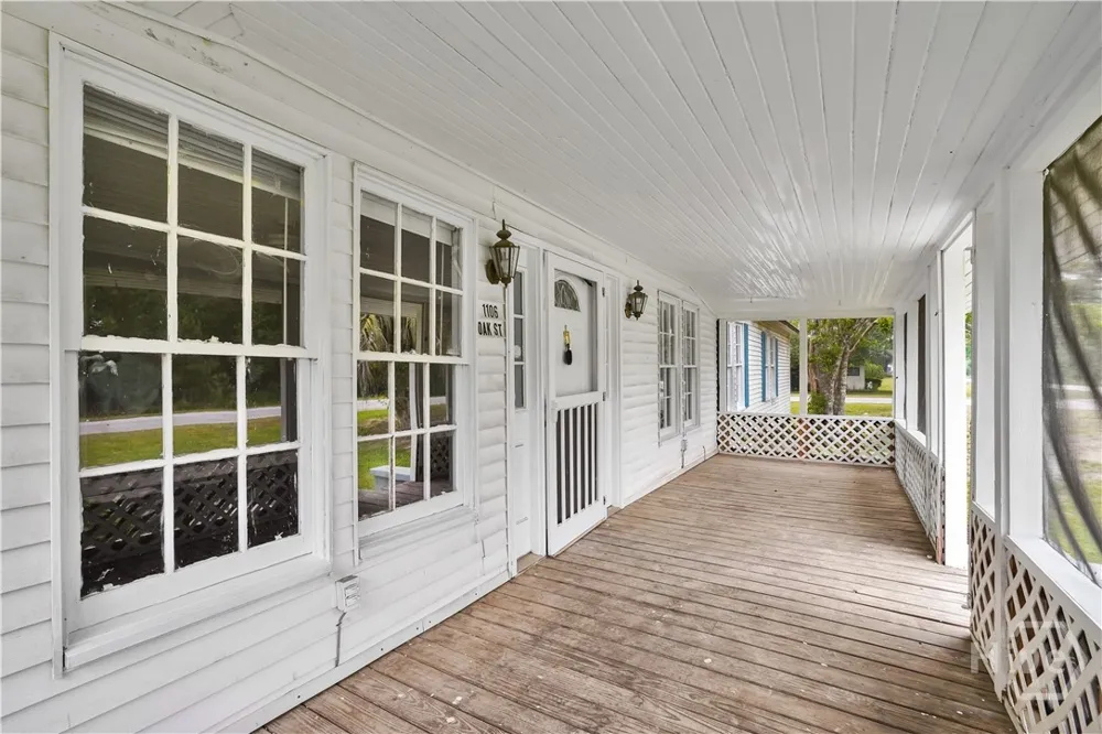 1106 NW Oak Townsend, GA 31331