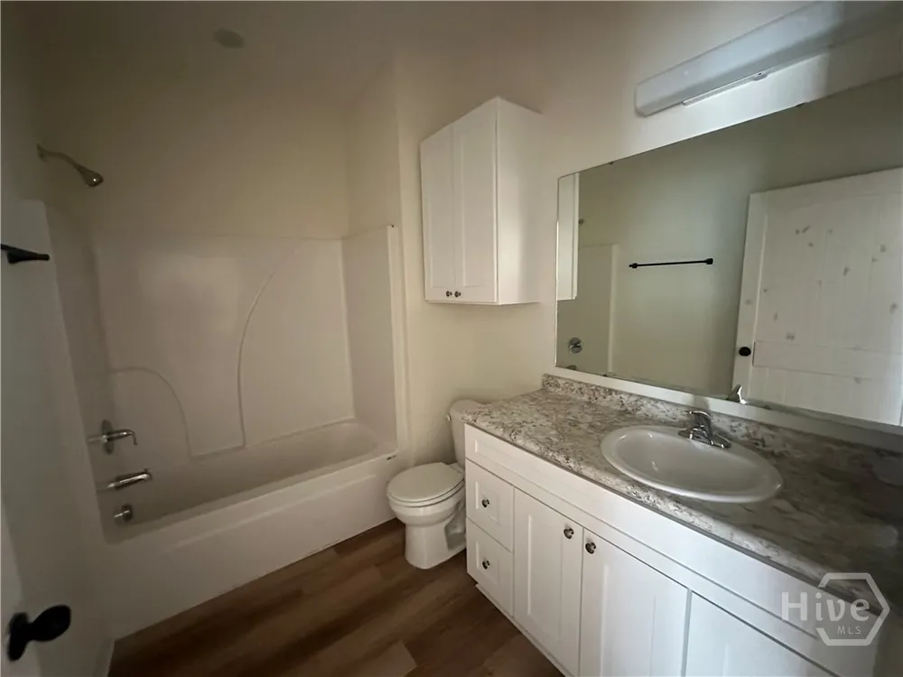 373 Carter #B Allenhurst, GA 31301