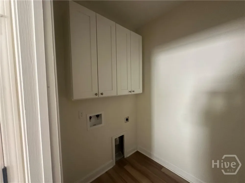 373 Carter #B Allenhurst, GA 31301