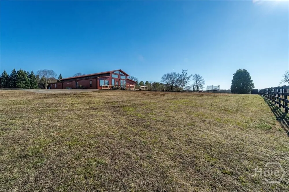 284 Snow Farm Road Hull, GA 30646
