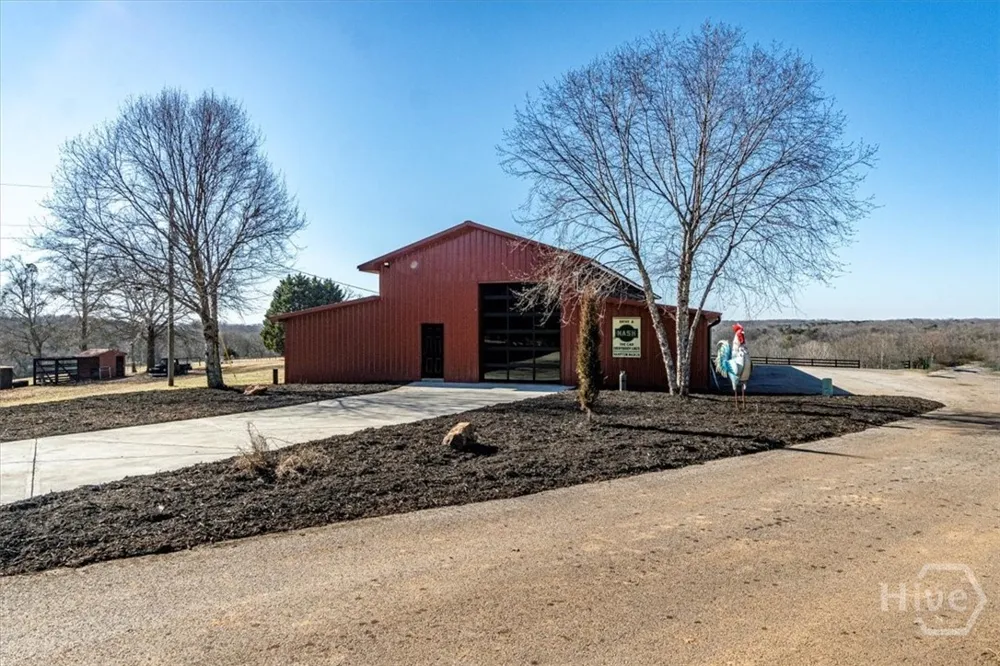 284 Snow Farm Road Hull, GA 30646