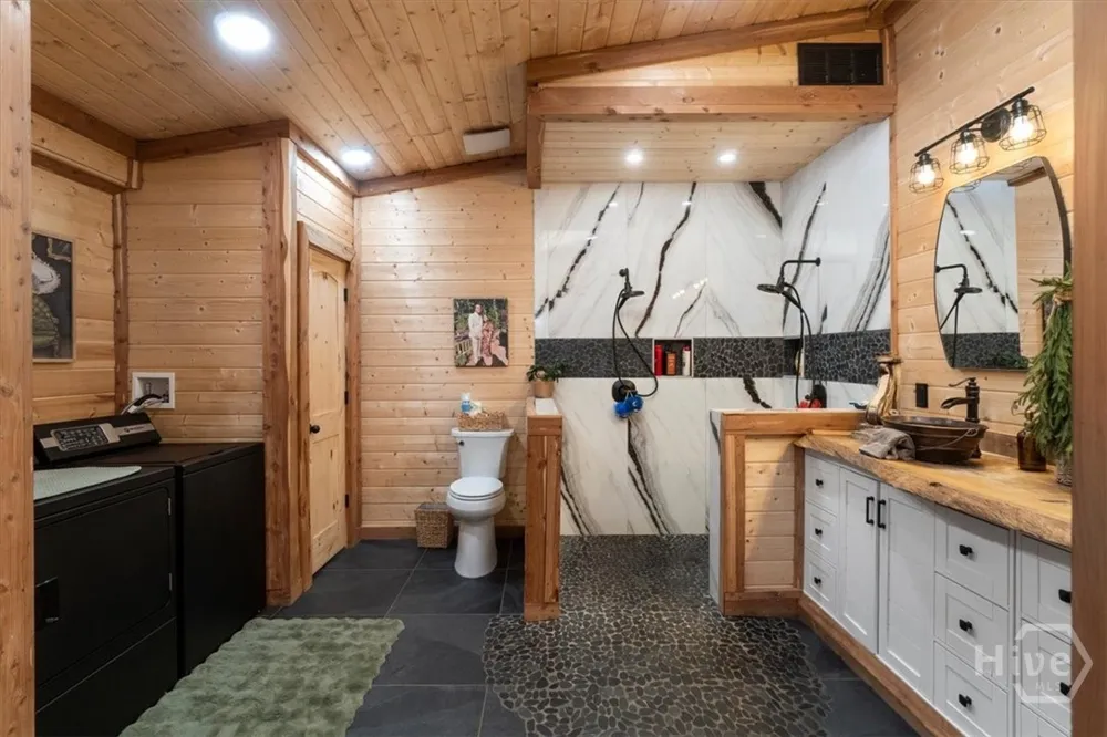 284 Snow Farm Road Hull, GA 30646
