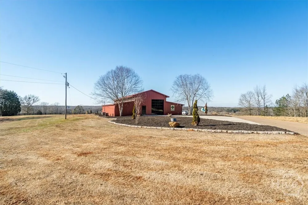 284 Snow Farm Road Hull, GA 30646