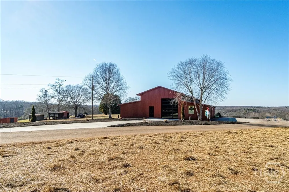 284 Snow Farm Road Hull, GA 30646