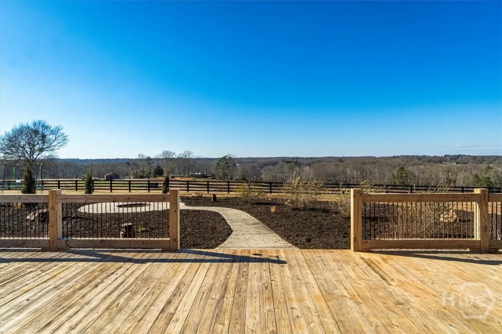284 Snow Farm Road Hull, GA 30646