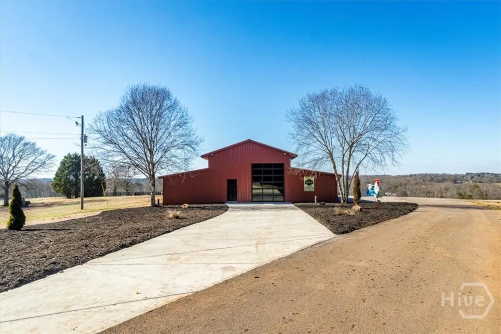 284 Snow Farm Road Hull, GA 30646