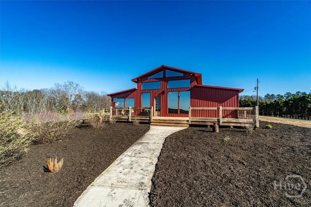 284 Snow Farm Road Hull, GA 30646