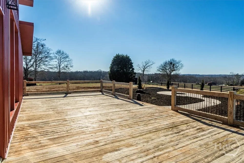 284 Snow Farm Road Hull, GA 30646
