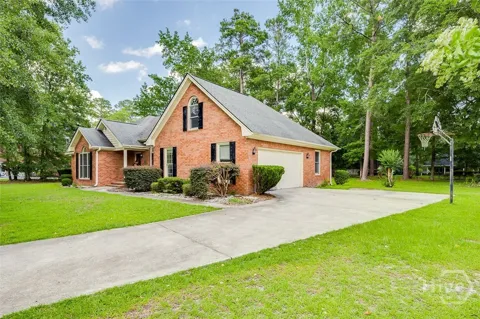 114 Red Bluff Circle
