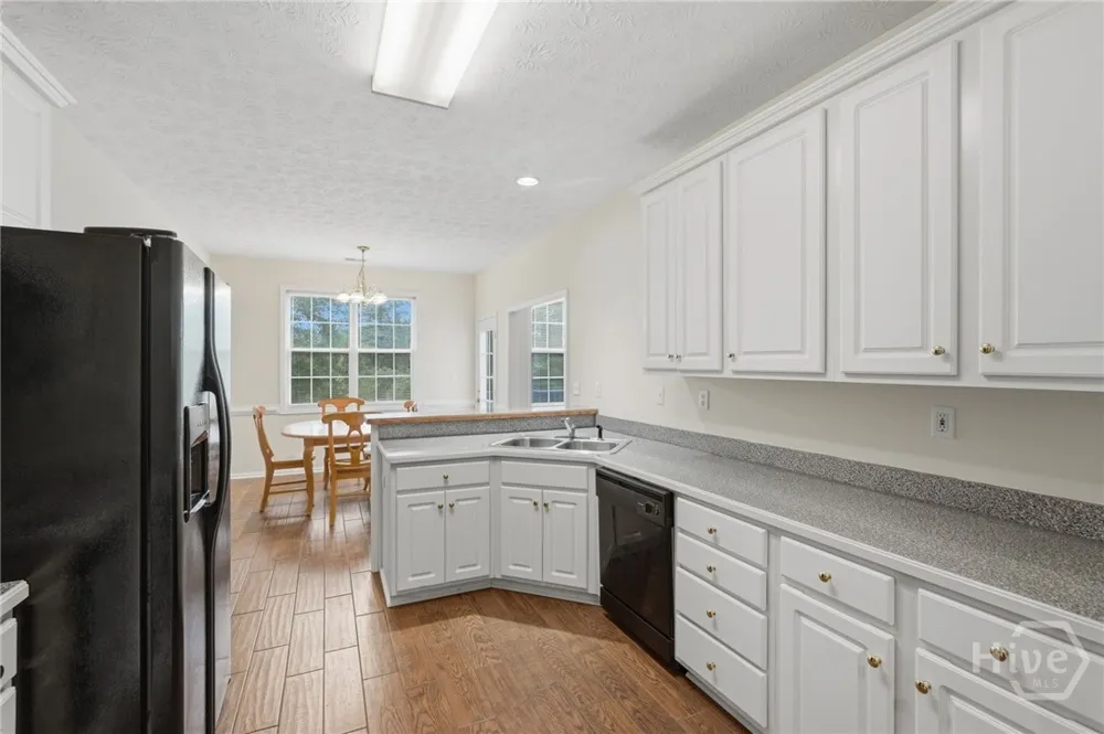 95 Old Hickory Lane Oxford, GA 30054