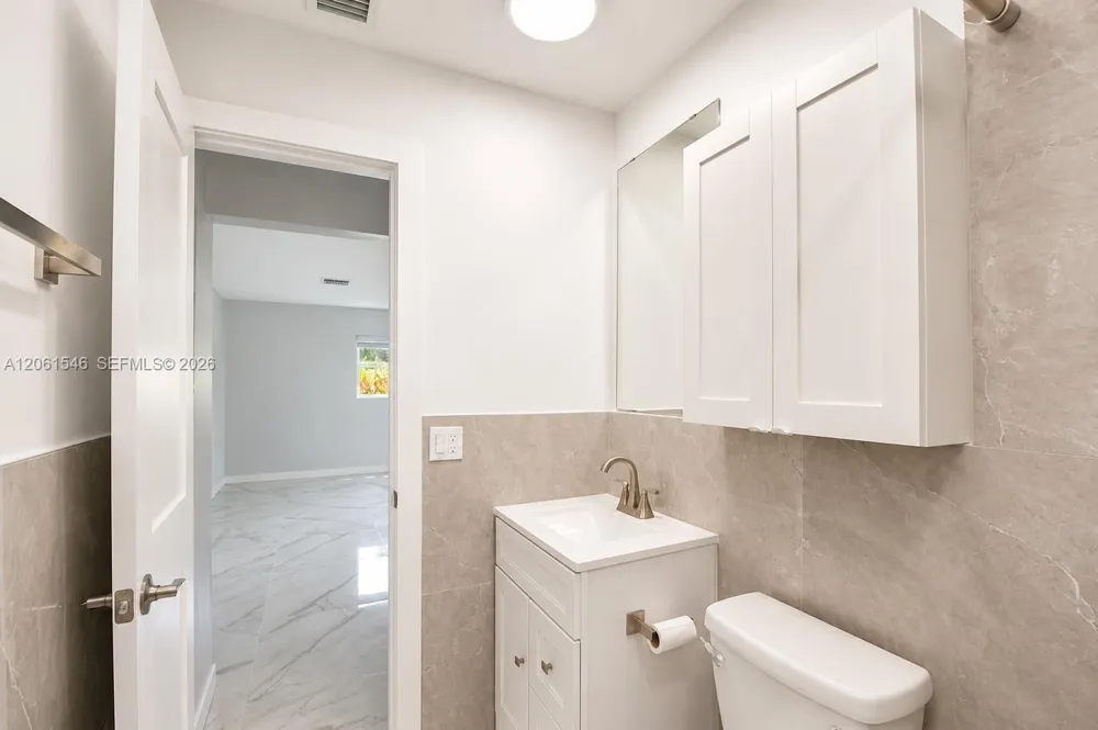 2611 SW 13th Ave #1-2 Fort Lauderdale, FL 33315