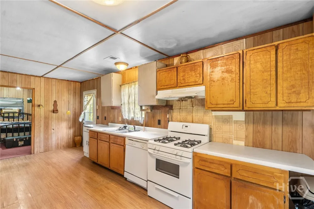 717 Noel C Conaway Road Guyton, GA 31312
