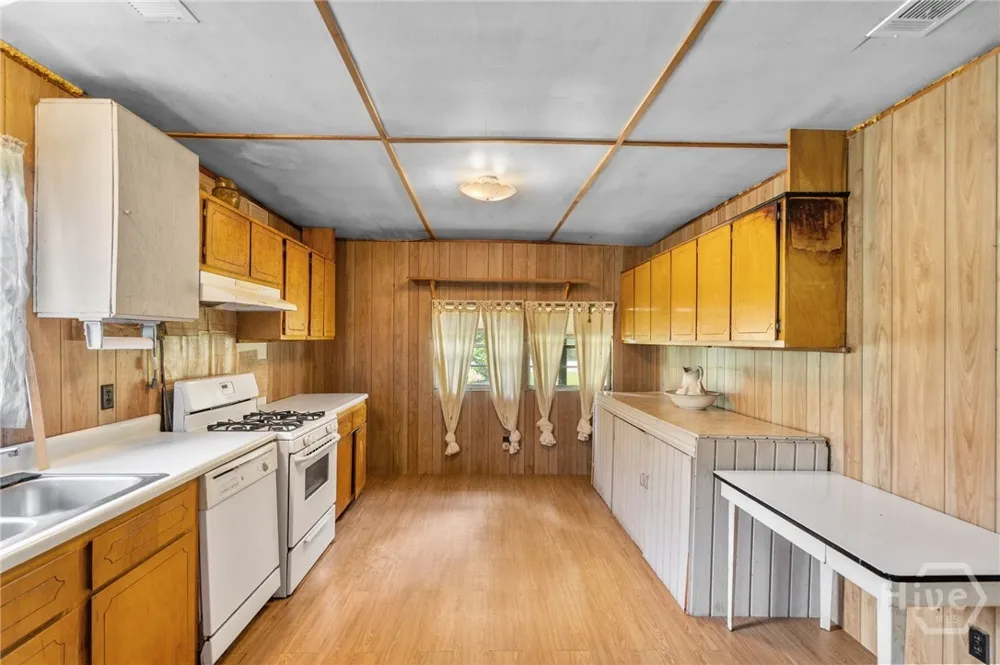 717 Noel C Conaway Road Guyton, GA 31312
