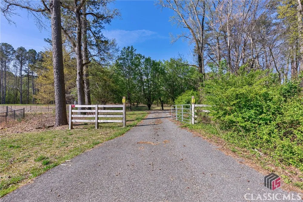 8986 Highway 29 S Hull, GA 30646