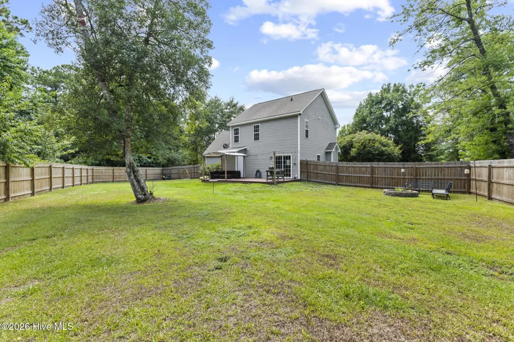 114 Norine Drive Holly Ridge, NC 28445