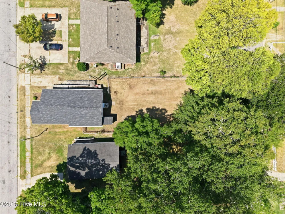 810 E Saint John Street Tarboro, NC 27886