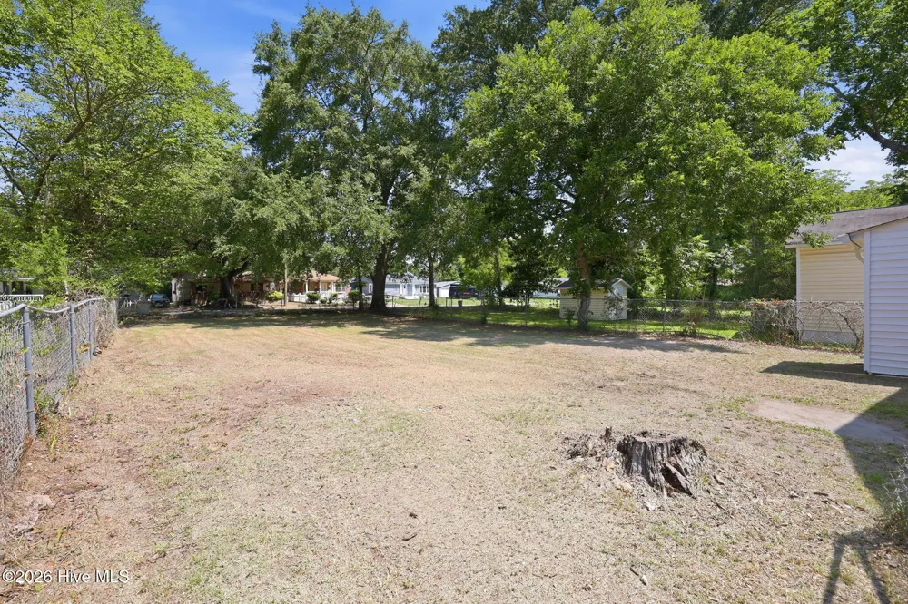 810 E Saint John Street Tarboro, NC 27886
