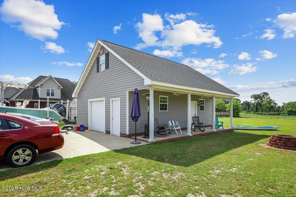 105 Pointe Drive La Grange, NC 28551