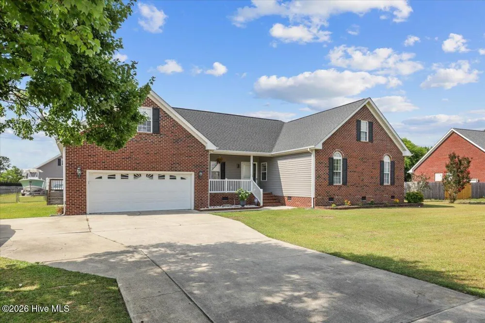105 Pointe Drive La Grange, NC 28551