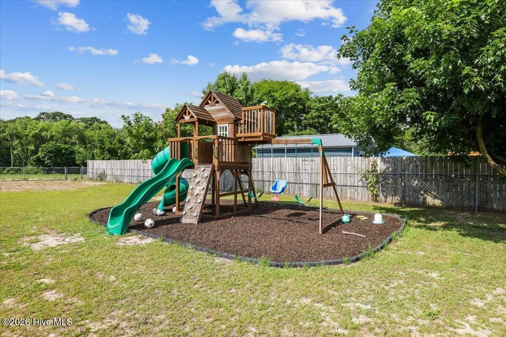 105 Pointe Drive La Grange, NC 28551