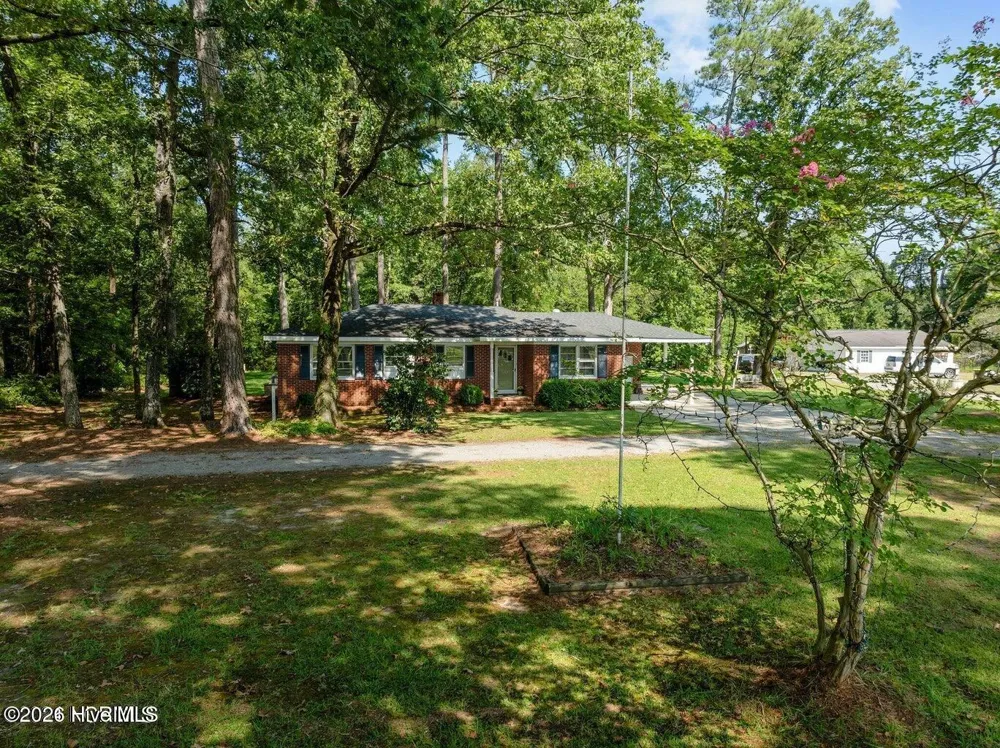 3286 Nc 122 S Pinetops, NC 27864