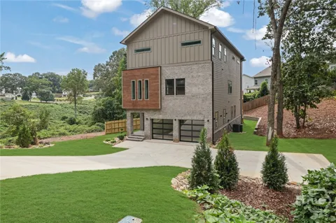 120 Gwinnett