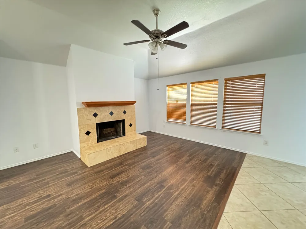 5424 Caribou Ridge Drive Watauga, TX 76137