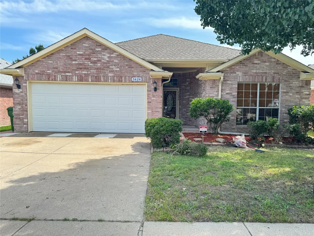 5424 Caribou Ridge Drive Watauga, TX 76137