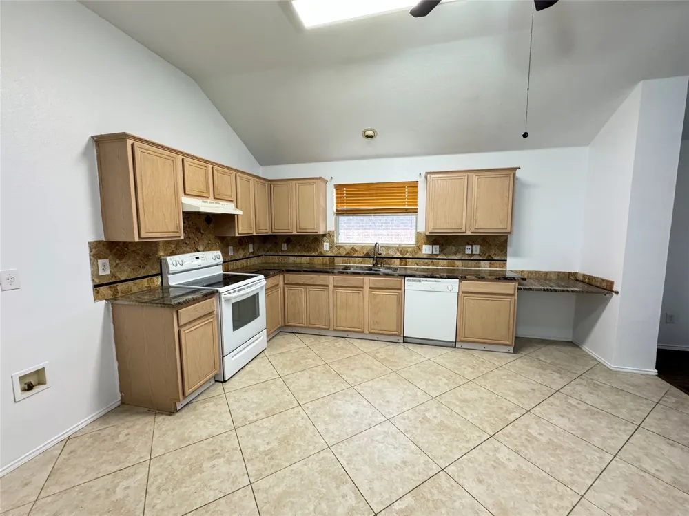 5424 Caribou Ridge Drive Watauga, TX 76137
