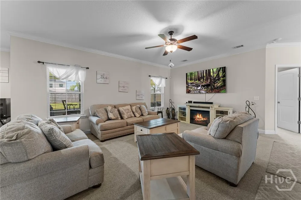 553 Thorp Circle Flemington, GA 31313