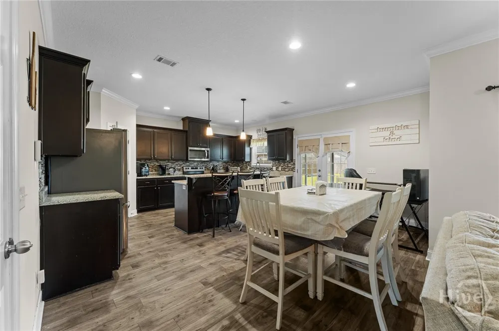 553 Thorp Circle Flemington, GA 31313