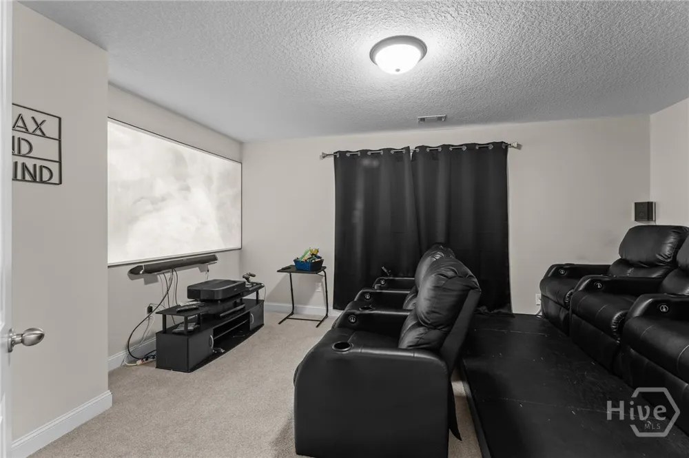 553 Thorp Circle Flemington, GA 31313