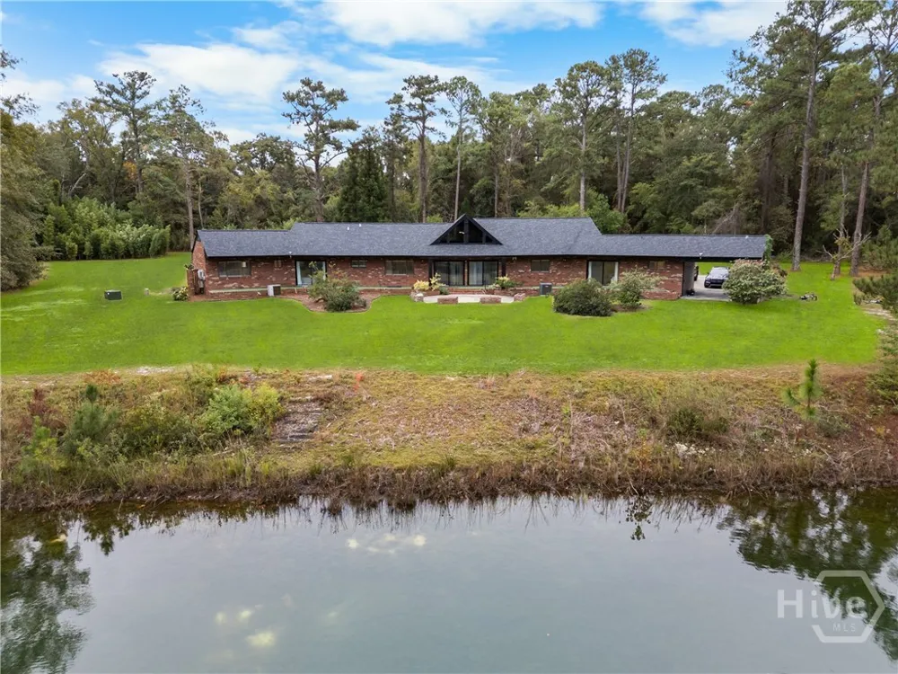 100 Morgan Drive Jesup, GA 31545