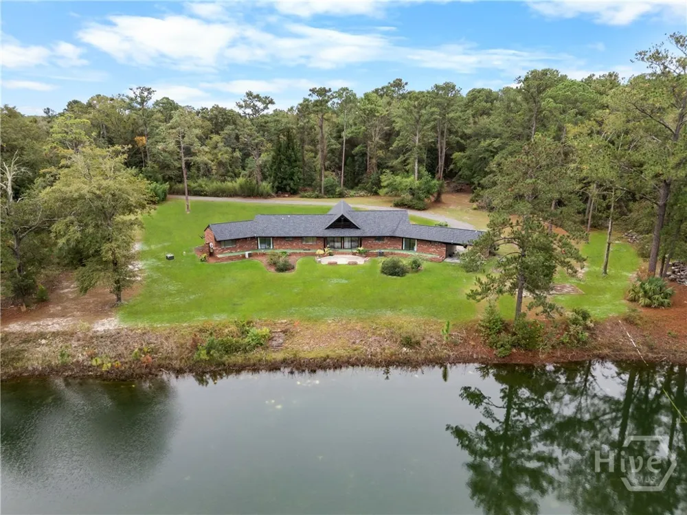 100 Morgan Drive Jesup, GA 31545