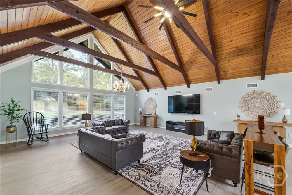 100 Morgan Drive Jesup, GA 31545