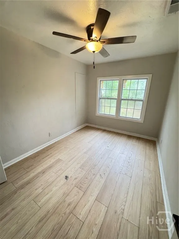 1320 E 53rd Street Savannah, GA 31404