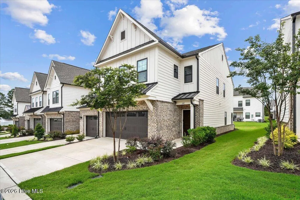 102 Paperwhite Place #225 Clayton, NC 27527