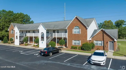 4008 Whitebridge Drive #12