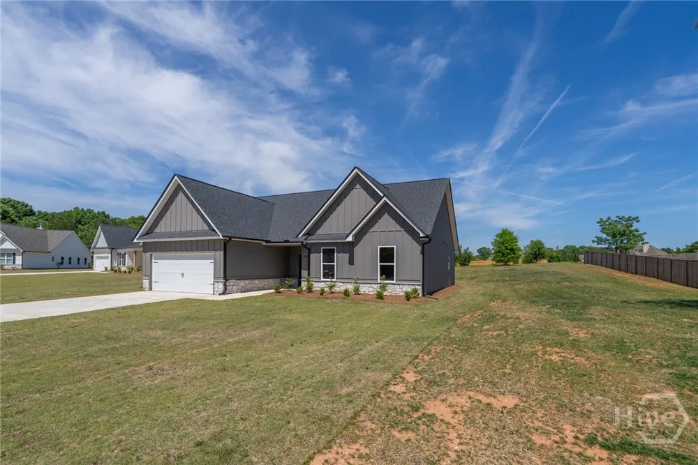 205 Squirrel Run Good Hope, GA 30641