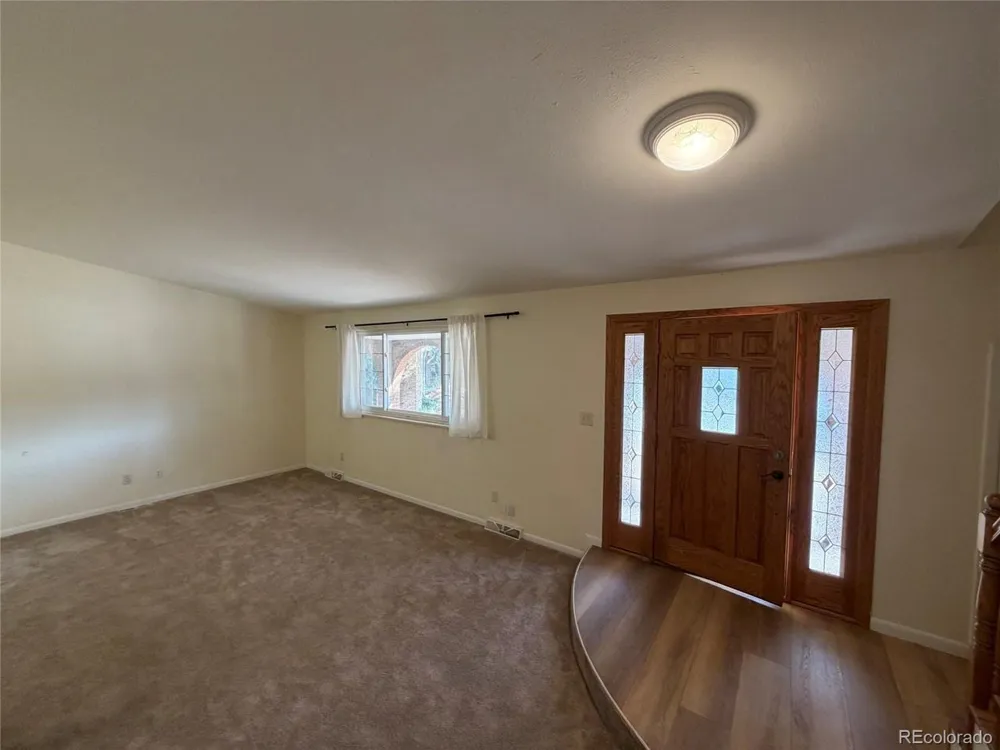 6218 S Cherry Circle Centennial, CO 80121
