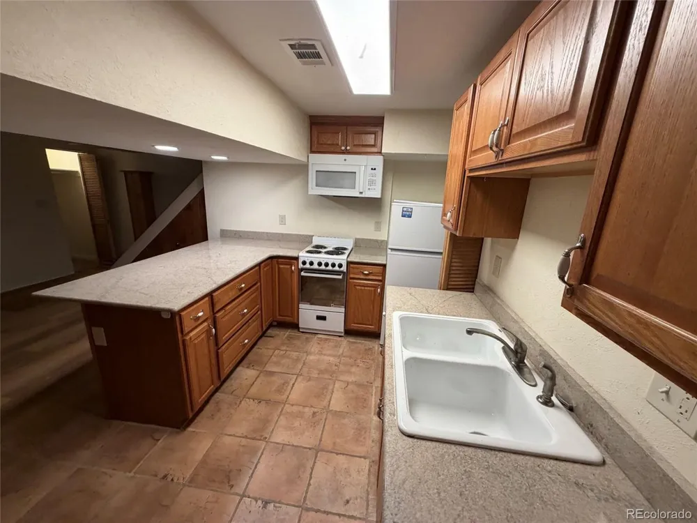 6218 S Cherry Circle Centennial, CO 80121