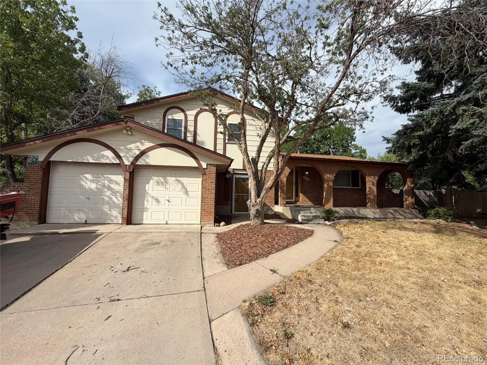 6218 S Cherry Circle Centennial, CO 80121
