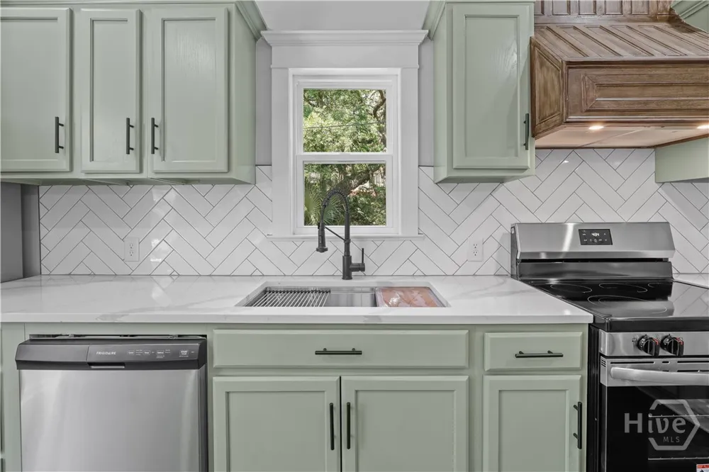 674 Dunlevie Road Allenhurst, GA 31301