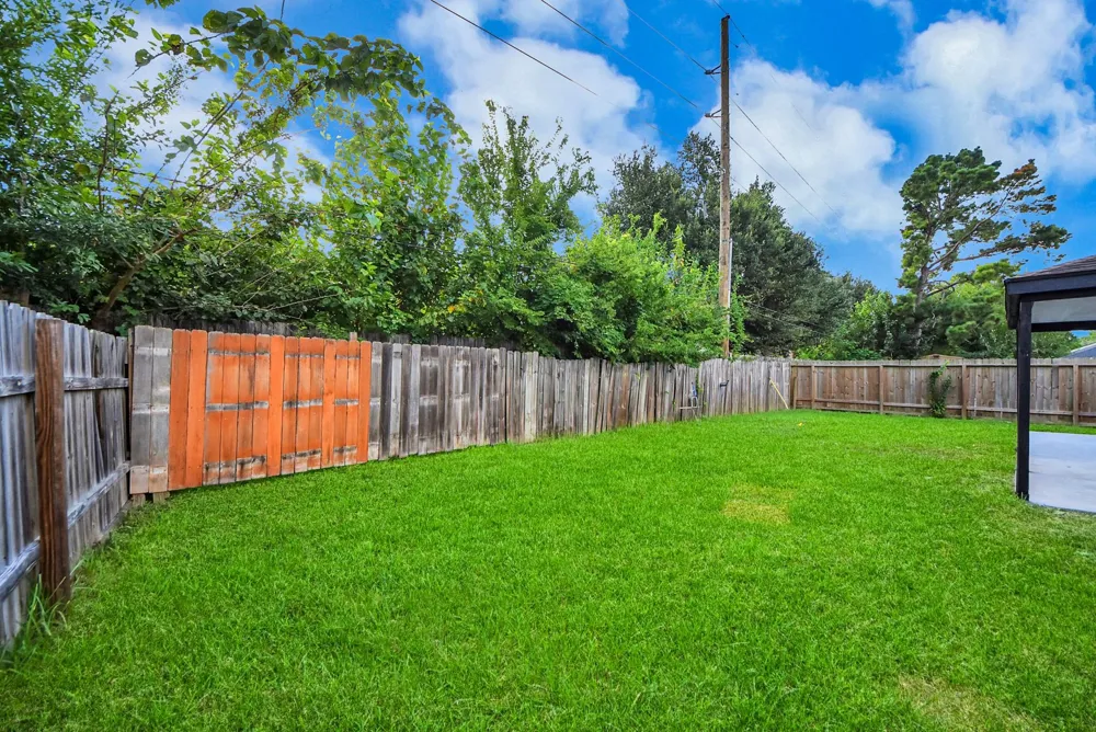 4818 Tenderwood Drive Houston, TX 77041