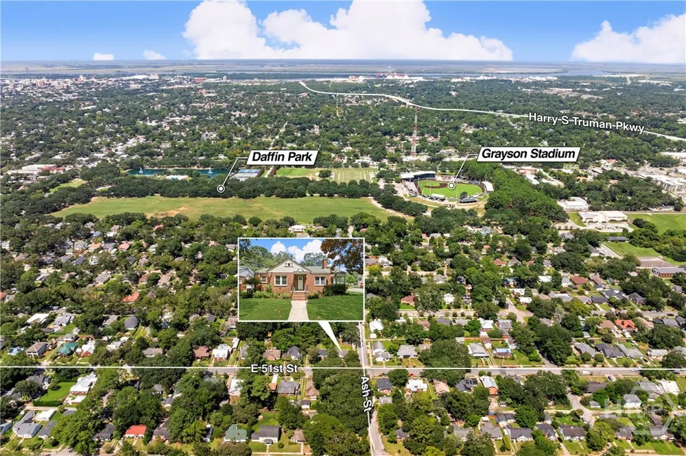 1318 E 51st Street Savannah, GA 31404