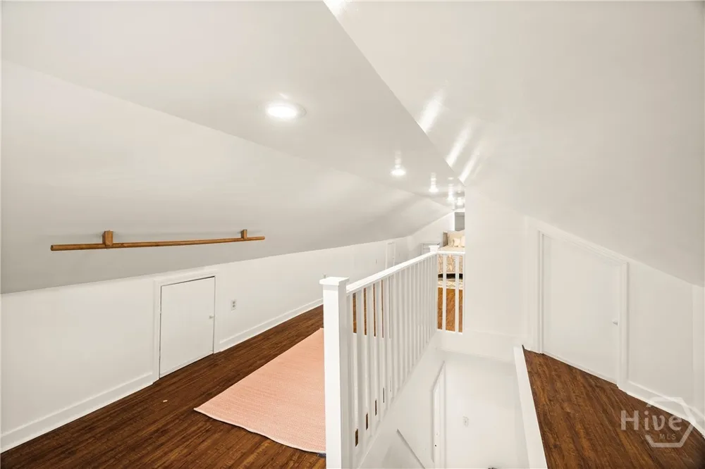 1318 E 51st Street Savannah, GA 31404
