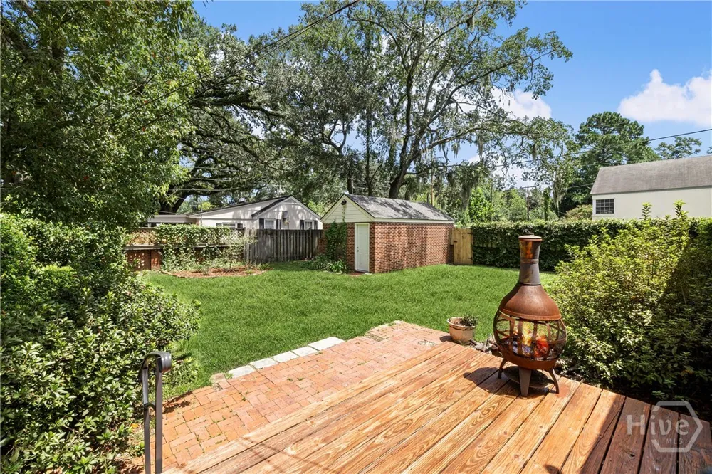 1318 E 51st Street Savannah, GA 31404