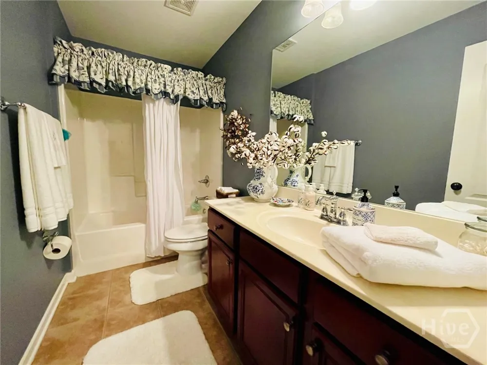 933 Vinings Drive Winder, GA 30680