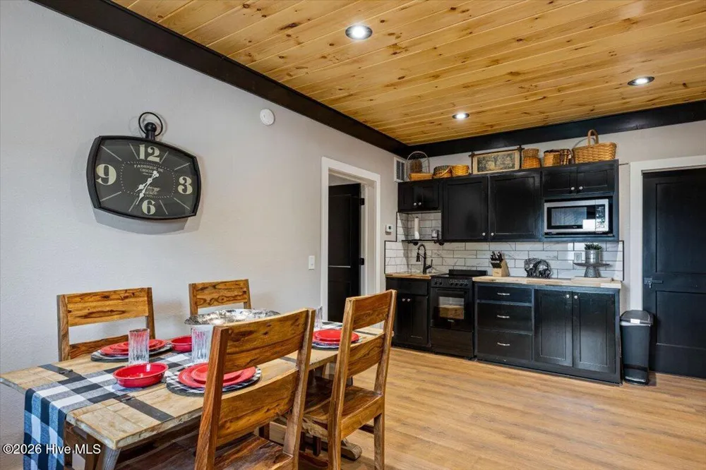 122 Oak Terrace Hayesville, NC 28904