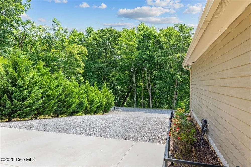 122 Oak Terrace Hayesville, NC 28904